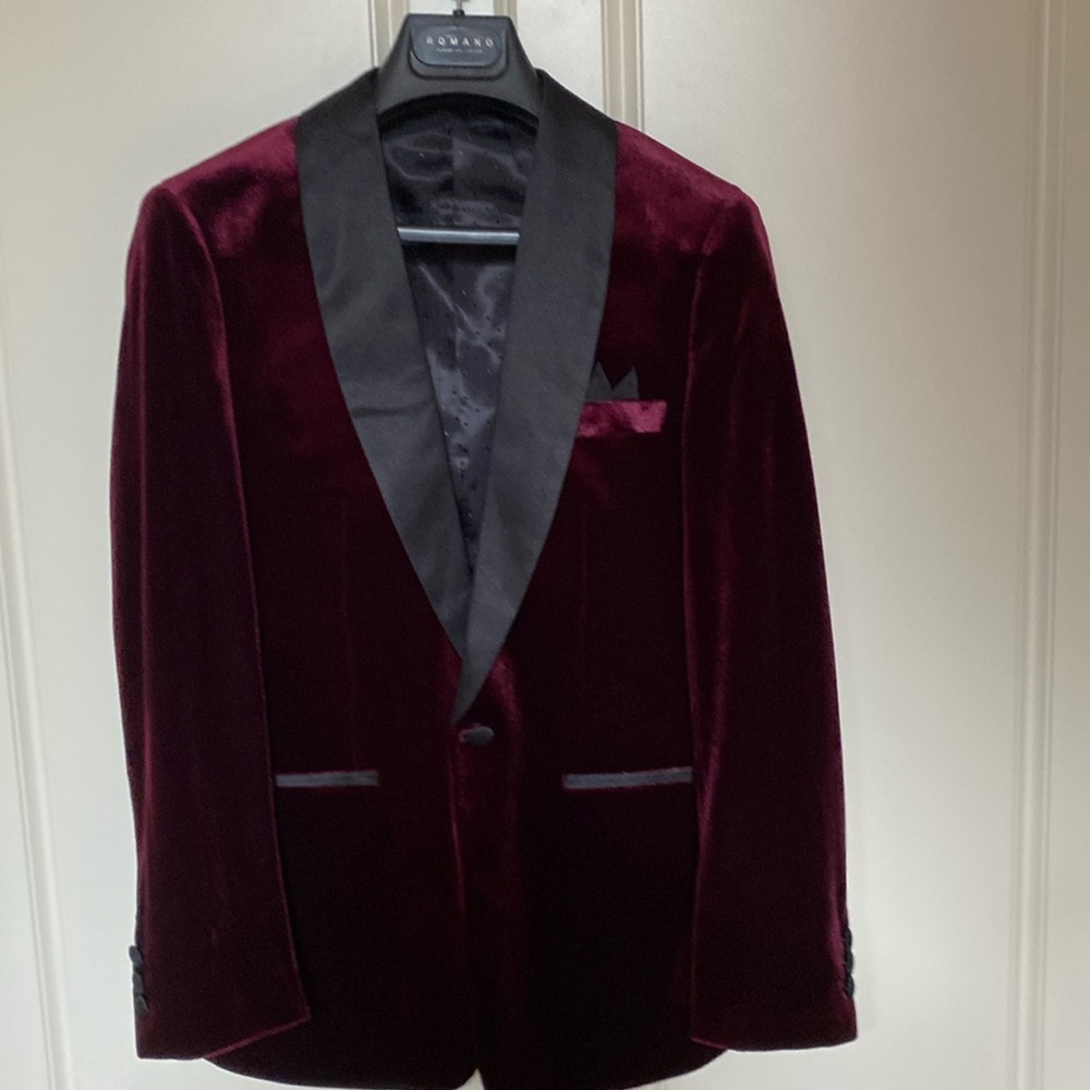 Elegant Kids Burgundy and Black Blazer Set 3 pieces .